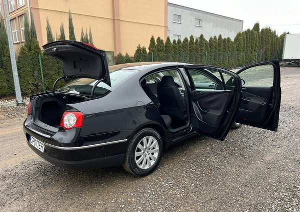 Volkswagen Passat cena 23800 przebieg: 250000, rok produkcji 2009 z Ełk małe 326